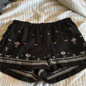 Banana Republic embroidered tencil shorts